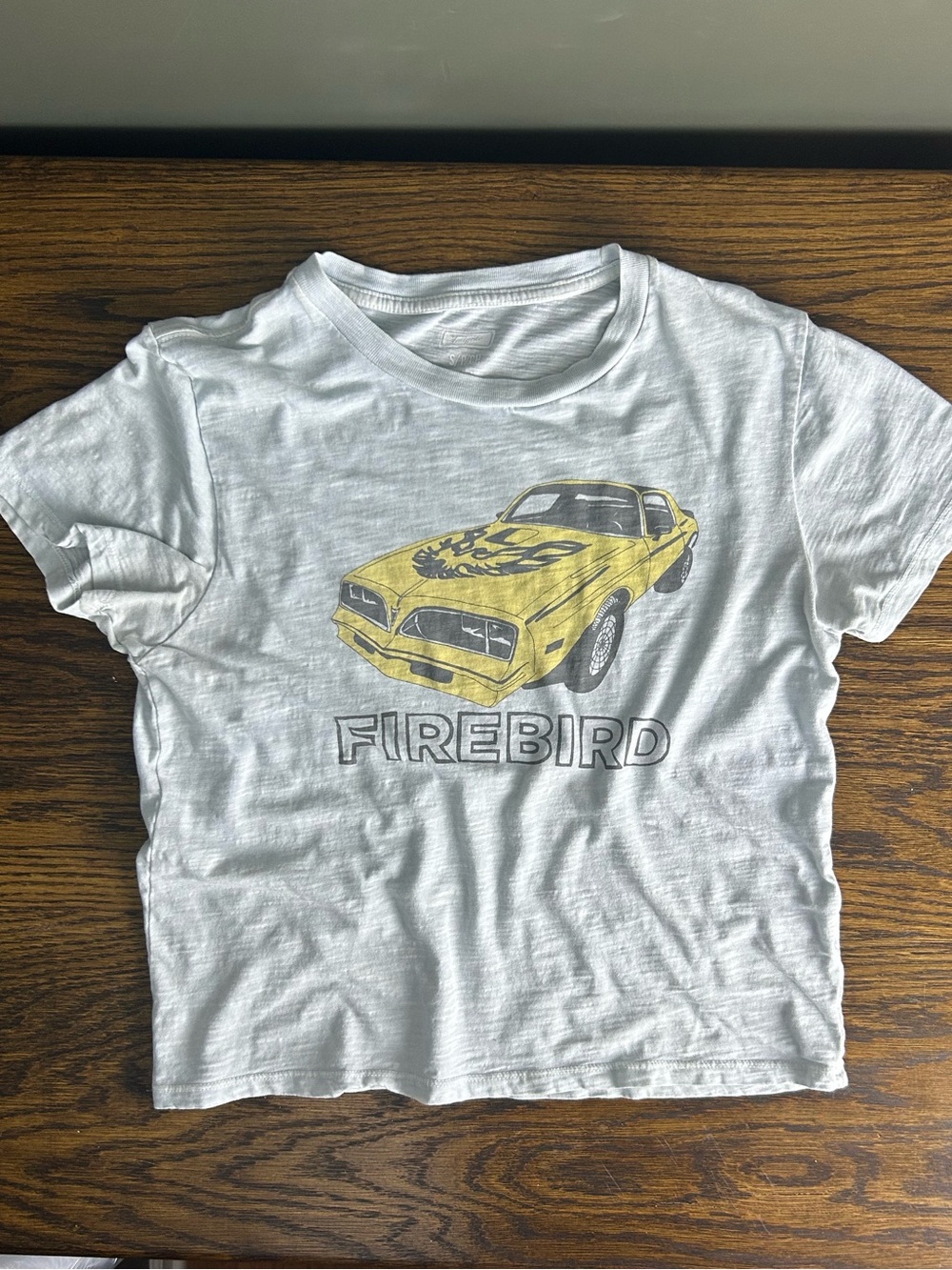 American Eagle Tailgate Series Tee with Yellow Firebird Size Small